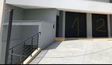 Sala Comercial para venda em Jardim Itanguá de 120.44m² com 4 Garagens