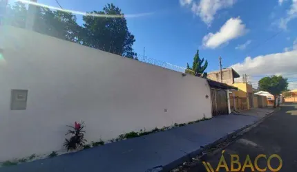 Casa para alugar em Vila Costa Do Sol de 203.00m² com 3 Quartos, 1 Suite e 3 Garagens