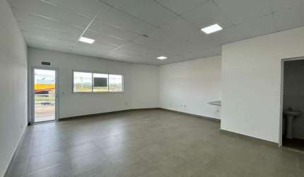 Sala Comercial para alugar em Jardim Santorini de 44.00m² com 1 Garagem
