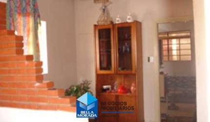 Casa para venda em Vila Castelar de 165.00m² com 2 Quartos e 5 Garagens