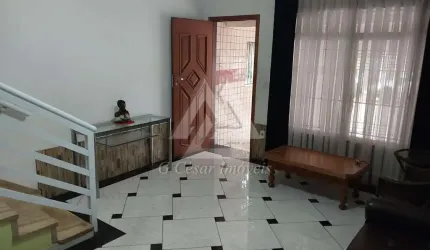 Sobrado para venda em Fundação de 212.00m² com 2 Quartos, 2 Suites e 2 Garagens