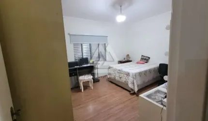 Casa para venda em Jardim Casa Branca de 235.00m² com 8 Quartos, 2 Suites e 2 Garagens