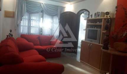 Casa para venda em Jardim Guapituba de 184.00m² com 3 Quartos, 1 Suite e 2 Garagens