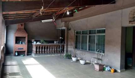 Casa para venda em Parque Das Américas de 240.00m² com 3 Quartos e 2 Garagens