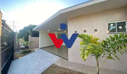 Casa para venda em Jardim Itália de 145.00m² com 3 Quartos, 1 Suite e 3 Garagens