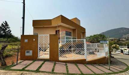 Casa para venda em Residencial Alvorada de 215.78m² com 3 Quartos e 1 Suite