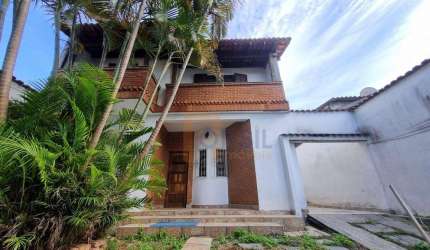 Sobrado para venda em Alto Do Ipiranga de 234.00m² com 4 Quartos, 1 Suite e 5 Garagens