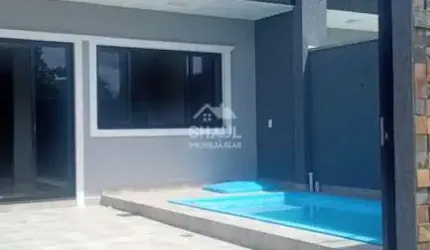 Sobrado para venda em Pontal Do Paraná de 85.00m² com 3 Quartos, 2 Suites e 1 Garagem
