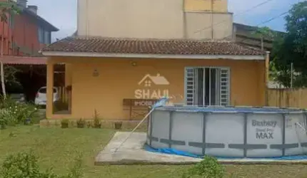 Sobrado para venda em Pontal Do Paraná de 200.00m² com 4 Quartos, 1 Suite e 5 Garagens