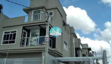 Sobrado para venda em Boqueirão de 110.00m² com 3 Quartos, 1 Suite e 1 Garagem
