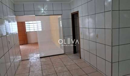 Casa para venda em Jardim Arroyo de 200.00m² com 3 Quartos