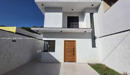 Sobrado para venda em Mogi Moderno de 150.00m² com 3 Quartos, 1 Suite e 3 Garagens