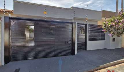 Casa para alugar em Setsul de 90.00m² com 2 Quartos e 2 Garagens