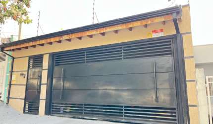 Casa para venda em Jardim Residencial Veneza de 150.00m² com 3 Quartos, 1 Suite e 2 Garagens