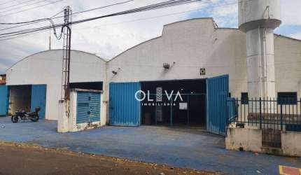 Galpão / Depósito / Armazém para venda e aluguel em Jardim Novo Aeroporto de 2200.00m²