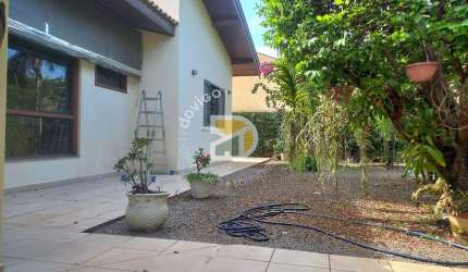 Casa para venda em Jardim Itapema de 178.00m² com 3 Quartos, 1 Suite e 4 Garagens