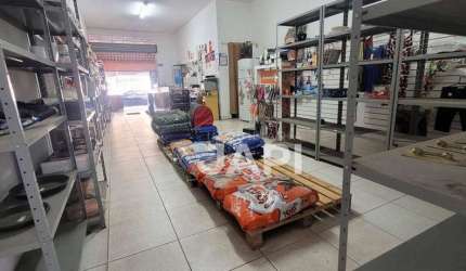Loja para alugar em Fazenda Grande de 167.00m² com 2 Garagens