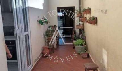 Casa para venda em Cravinhos de 143.00m² com 3 Quartos, 1 Suite e 2 Garagens