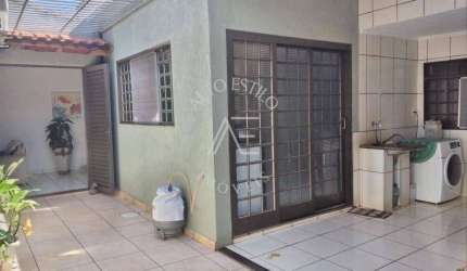 Sobrado para venda em Campos Elíseos de 132.00m² com 5 Quartos, 1 Suite e 2 Garagens