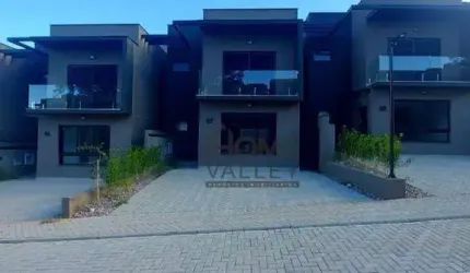 Casa de Condomínio para alugar em Chácaras Silvania de 145.00m² com 3 Quartos e 3 Suites