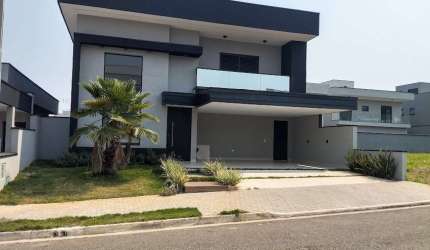 Casa para venda em Loteamento Floresta de 250.00m² com 3 Quartos, 3 Suites e 2 Garagens