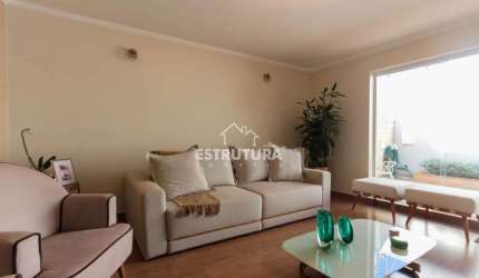 Casa para venda em Vila Nova de 167.00m² com 4 Quartos, 1 Suite e 2 Garagens