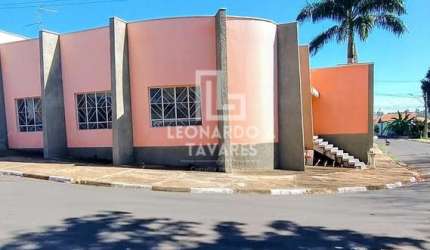 Imóvel Comercial para venda em Jardim Cintra de 265.00m² com 2 Quartos