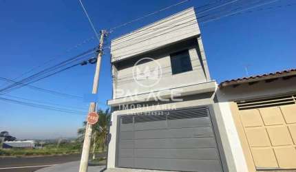 Casa para alugar em Pompéia de 174.00m² com 3 Quartos, 1 Suite e 2 Garagens