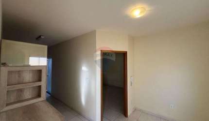 Kitnet para alugar em Altos Do Paraíso de 52.00m² com 1 Quarto e 1 Garagem