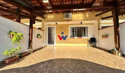 Casa para venda em Cajuru de 130.00m² com 3 Quartos, 1 Suite e 2 Garagens
