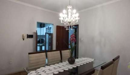 Casa para venda em Jardim Brasil de 330.00m² com 4 Quartos, 1 Suite e 2 Garagens