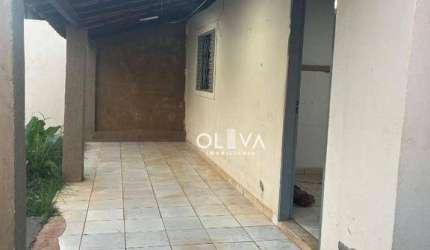 Casa para venda e aluguel em Jardim Santo Antônio de 100.00m² com 2 Quartos e 4 Garagens