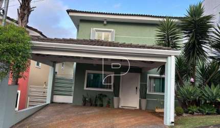 Casa de Condomínio para venda em Granja Viana de 220.00m² com 3 Quartos, 3 Suites e 2 Garagens