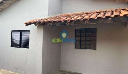 Casa para alugar em Primavera de 60.99m² com 2 Quartos e 1 Garagem