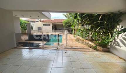Casa para venda em Vila Harmonia de 357.00m² com 3 Quartos, 1 Suite e 4 Garagens