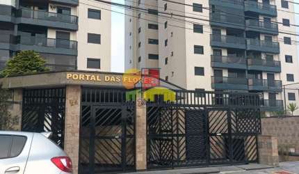 Apartamento para alugar em Jardim Do Mar de 207.00m² com 3 Quartos, 1 Suite e 2 Garagens