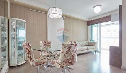 Apartamento para alugar em Água Verde de 75.00m² com 2 Quartos, 1 Suite e 1 Garagem