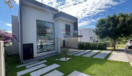 Casa de Condomínio para venda em Quinta Dos Angicos de 244.42m² com 3 Quartos, 3 Suites e 4 Garagens