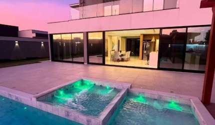 Casa para venda em Medeiros de 800.00m² com 3 Quartos, 3 Suites e 6 Garagens