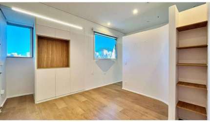 Sala Comercial para venda em Jardim Botânico de 51.00m² com 1 Garagem