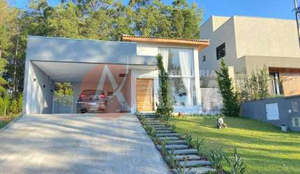 Casa para venda em Vargem Grande Paulista de 220.00m² com 3 Quartos, 1 Suite e 6 Garagens
