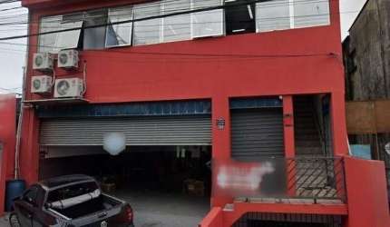 Sala Comercial para venda em Centro de 6000.00m² com 9 Quartos e 2 Suites