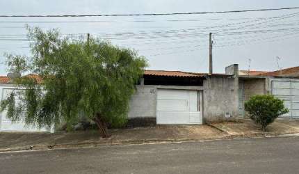 Casa para venda em Jardim Araucária de 160.00m² com 1 Quarto