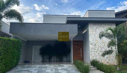 Casa para alugar em Loteamento Village Mirassol de 200.00m² com 3 Quartos, 1 Suite e 4 Garagens