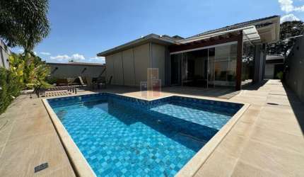 Casa de Condomínio para venda em Jardim Shangri-lá de 601.00m² com 3 Quartos, 3 Suites e 4 Garagens