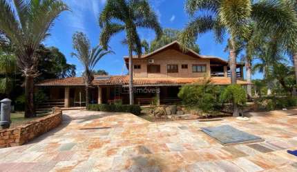 Fazenda / Sítio para venda em Chácara Flora Araraquara de 751.00m² com 5 Quartos e 3 Suites