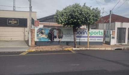 Imóvel Comercial para venda em Centro de 235.00m² com 4 Garagens