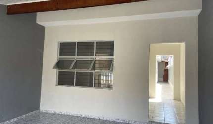 Casa para venda em Jardim Guaíba de 125.00m² com 2 Quartos e 2 Garagens