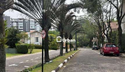 Casa de Condomínio para venda em Granja Viana de 180.00m² com 3 Quartos, 1 Suite e 2 Garagens