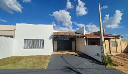 Casa de Condomínio para venda e aluguel em Jardim Maria Luiza V de 109.00m² com 3 Quartos, 1 Suite e 4 Garagens